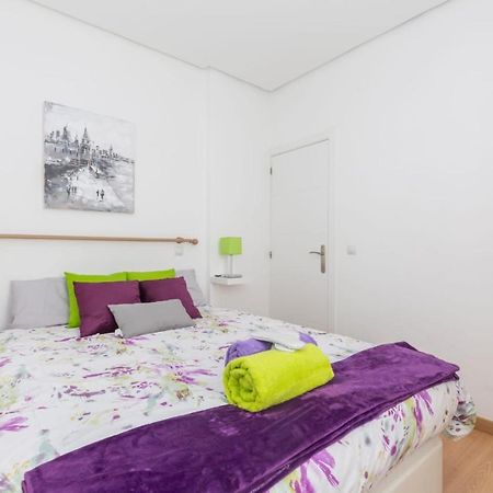 Apartamento Atico Las Letras - Alojamiento De Temporada Мадрид Екстериор снимка