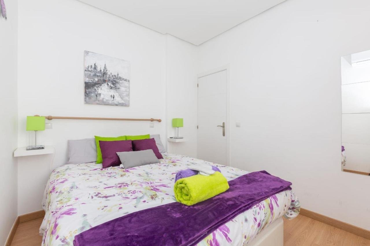 Apartamento Atico Las Letras - Alojamiento De Temporada Мадрид Екстериор снимка